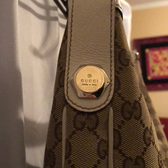 Gucci Charmy Hobo in great condition - Picture 8 of 8